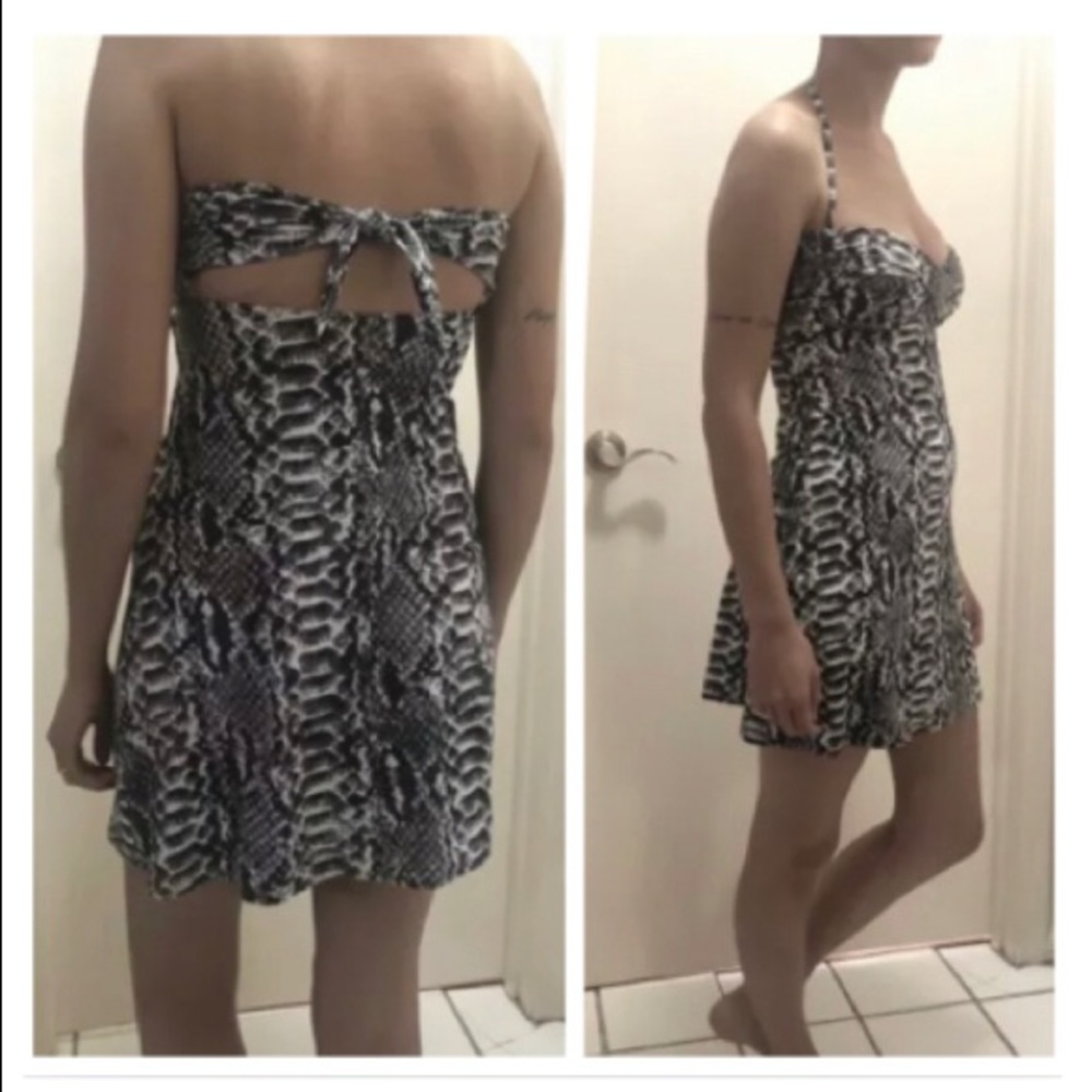 NEW $163 CARMEN MARC VALVO SWIM SUNDRESS COVERUP